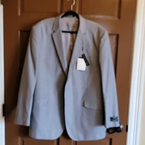 Statement-2 Button Grey jacket Size 48 L. NWT.